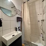 Work And Relax Design-loft Mit Schreibtisch, Starlink Wifi Und Parkplatz 公寓