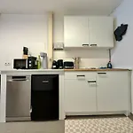 公寓 Work And Relax Design-loft Mit Schreibtisch, Starlink Wifi Und Parkplatz