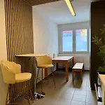 公寓 Work And Relax Design-loft Mit Schreibtisch, Starlink Wifi Und Parkplatz 奥尔登堡