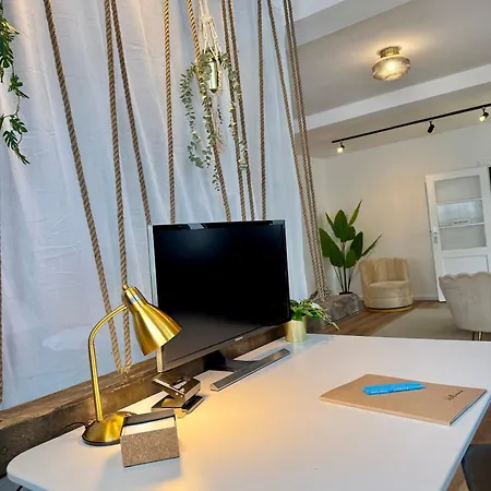 City Design Loft Oldenburg Mit Arbeitsplatz