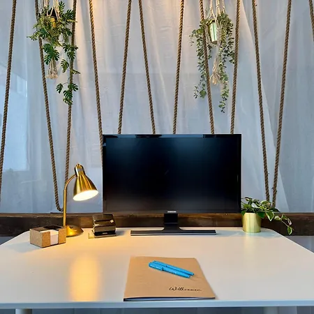 City Design Loft Oldenburg Mit Arbeitsplatz *