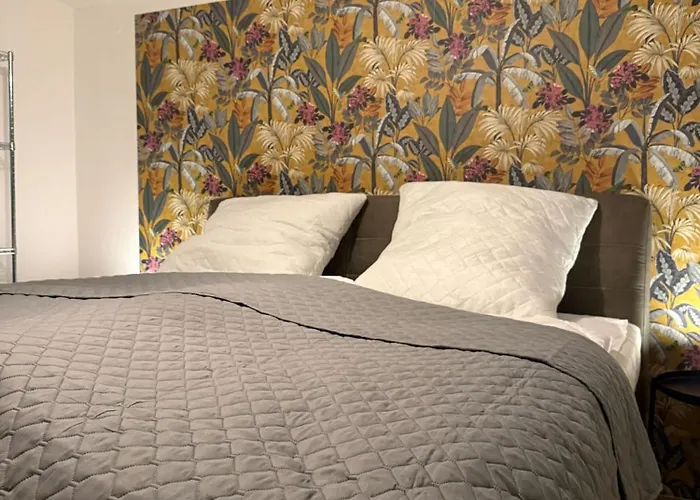 Work And Relax Design-loft Mit Schreibtisch, Starlink Wifi Und Parkplatz Oldenburg