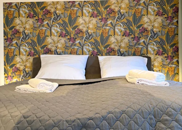 Lejlighed Work And Relax Design-loft Mit Schreibtisch, Starlink Wifi Und Parkplatz