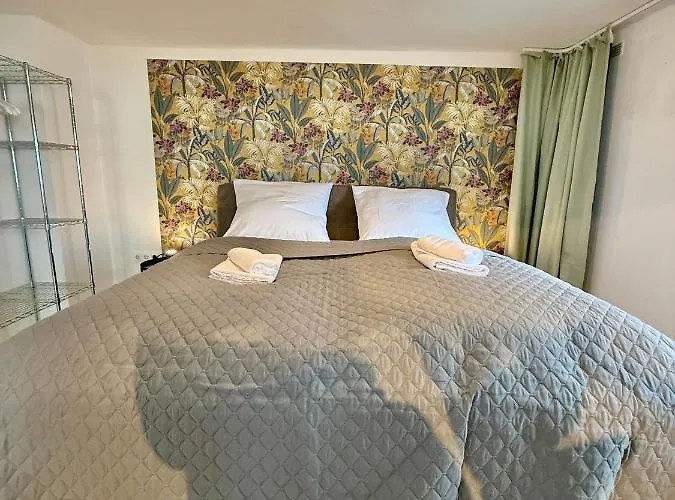 Work And Relax Design-loft Mit Schreibtisch, Starlink Wifi Und Parkplatz * Oldenburg