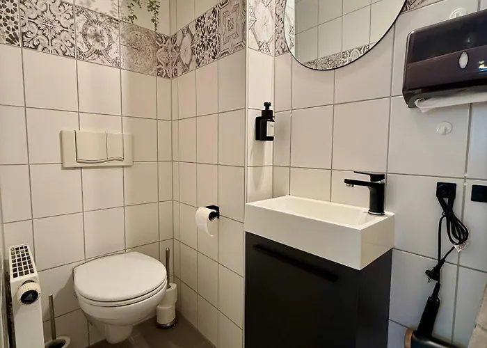 Work And Relax Design-loft Mit Schreibtisch, Starlink Wifi Und Parkplatz *