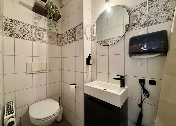 Work And Relax Design-loft Mit Schreibtisch, Starlink Wifi Und Parkplatz Lejlighed